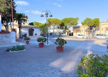 Casa all\'aperto - Attività Commerciale Via S.Maria di Siponto
 
10, Manfredonia - foto 17