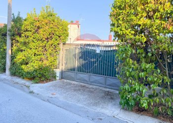 Casa all\'aperto - Attività Commerciale Via S.Maria di Siponto
 
10, Manfredonia - foto 24