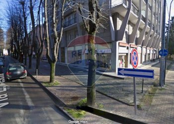 Edificio all\'aperto - Box Via Eugenio Pescina
 
21, Fidenza - foto 3