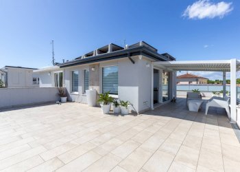 Foto 1 - Quadrilocale Via Mancini
 
70, Pesaro - foto 1