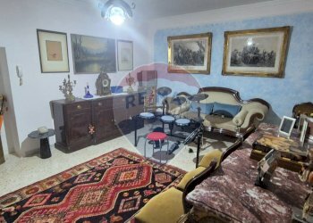 Sala da pranzo - Casa indipendente c.da Fontana dell'olmo
 
sn, Fontanarosa - foto 15