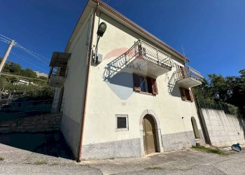 Casa all\'aperto - Casa indipendente Via San Lorenzo
 
12, Castelpizzuto - foto 15