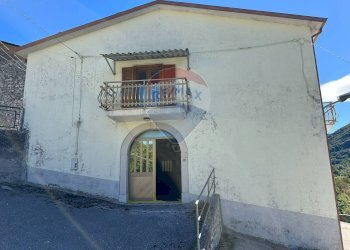 Casa all\'aperto - Casa indipendente Via San Lorenzo
 
12, Castelpizzuto - foto 17