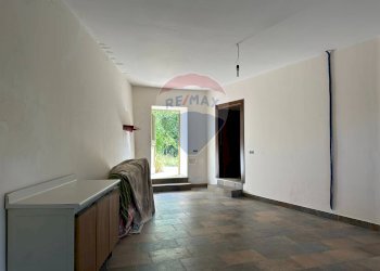 Stanza vuota - Casa indipendente Via San Lorenzo
 
12, Castelpizzuto - foto 36