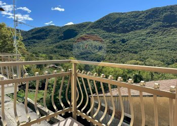 Vista delle montagne - Casa indipendente Via San Lorenzo
 
12, Castelpizzuto - foto 70
