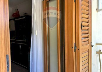 Hall / corridoio - Casa indipendente Via San Lorenzo
 
12, Castelpizzuto - foto 100