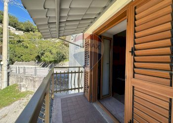 Balcone - Casa indipendente Via San Lorenzo
 
12, Castelpizzuto - foto 102