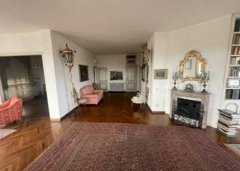 Ingresso - Appartamento viale Monte Grappa, Reggio nell'Emilia - foto 10