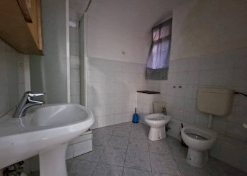 Bagno - Trilocale piazza San Luca, 2, Genova (zona Centro Storico) - foto 11