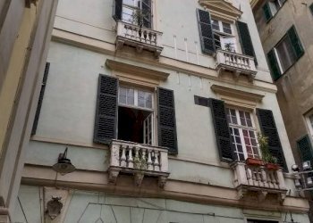 Facciata - Three-room apartment piazza San Luca, 2, Genova (neighborhood Centro Storico) - photo 14