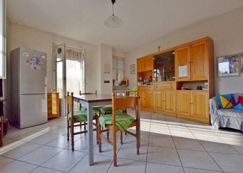 Cucina - Trilocale via San Lorenzo, 1, Mondovì - foto 8