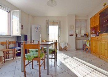 Cucina - Trilocale via San Lorenzo, 1, Mondovì - foto 9