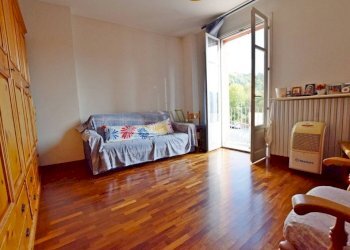 Camera da letto - Trilocale via San Lorenzo, 1, Mondovì - foto 14