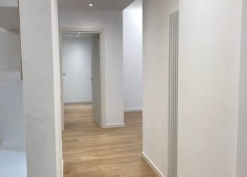 Corridoio - Trilocale via Piero della Francesca, 54, Milano - foto 9