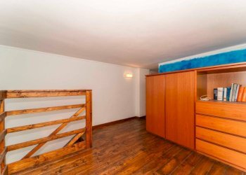 Camera da letto - Bilocale via Pralungo, 2, Torino - foto 22