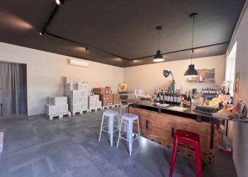 Interno non residenziale - Attività Commerciale piazza Roma, Cortandone - foto 8