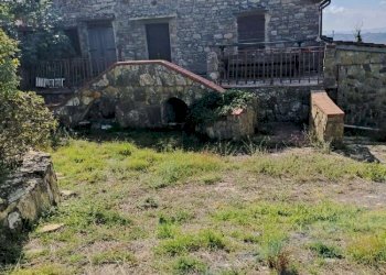 esterno casale - Casale contrada Manziano, snc, Parrano - foto 1