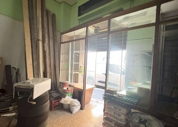 IMG_6334 - Shop via Cavalli, Genova (neighborhood Sestri Ponente) - photo 1