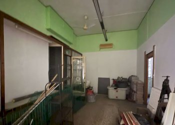 IMG_6330 - Shop via Cavalli, Genova (neighborhood Sestri Ponente) - photo 4