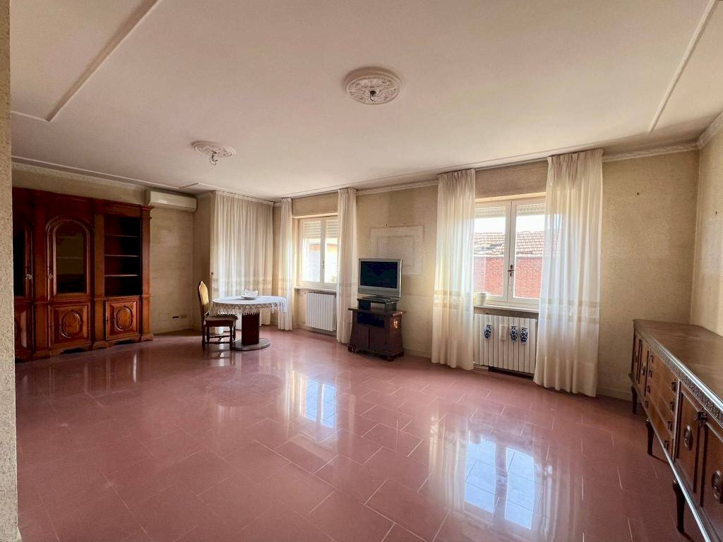 Salone - Quadrilocale via La Marmora, 164, Vigliano Biellese - foto 3