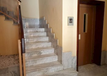 Ascensori - Bilocale via Madonna del Campo, 45, Borgo San Dalmazzo - foto 7