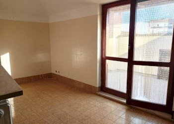 Cucina - Bilocale via Madonna del Campo, 45, Borgo San Dalmazzo - foto 22