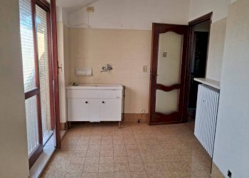 Cucina - Bilocale via Madonna del Campo, 45, Borgo San Dalmazzo - foto 27