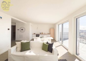 Salone - Attico via Sant'Anastasio, Trieste - foto 14