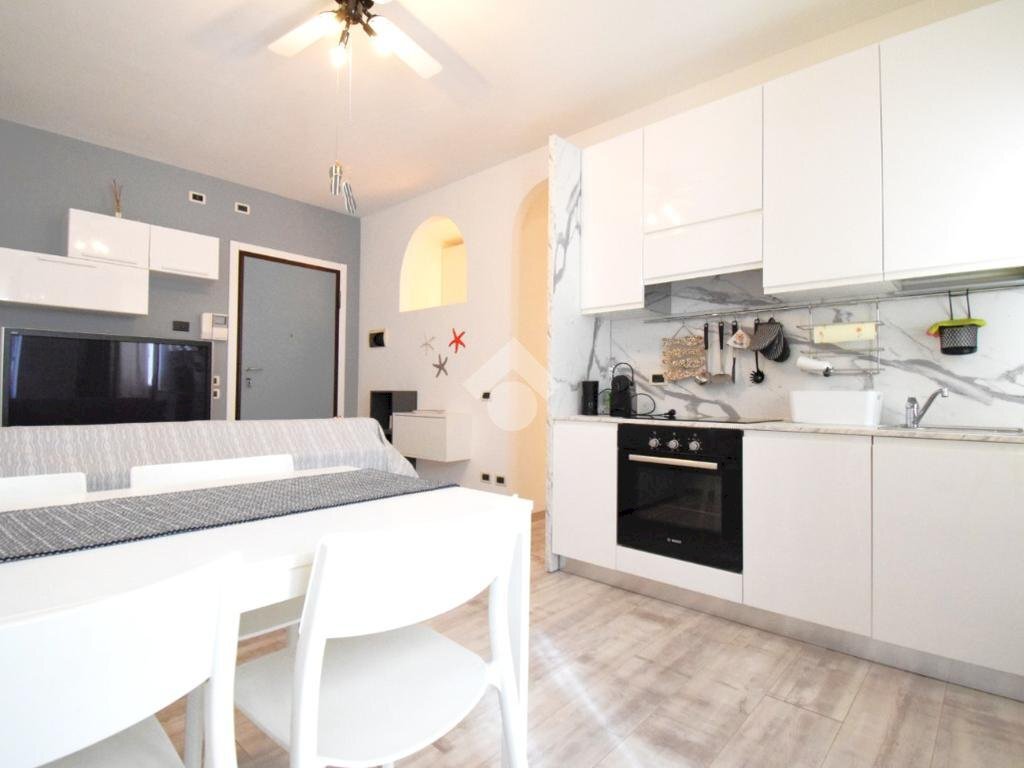 Bilocale Viale Ponchielli, Riccione - foto 1