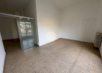 Negozio Via Roma, Bagnolo Piemonte - foto 5