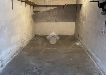 Box Via Diego Guicciardi, Milano (zona Maciachini) - foto 9