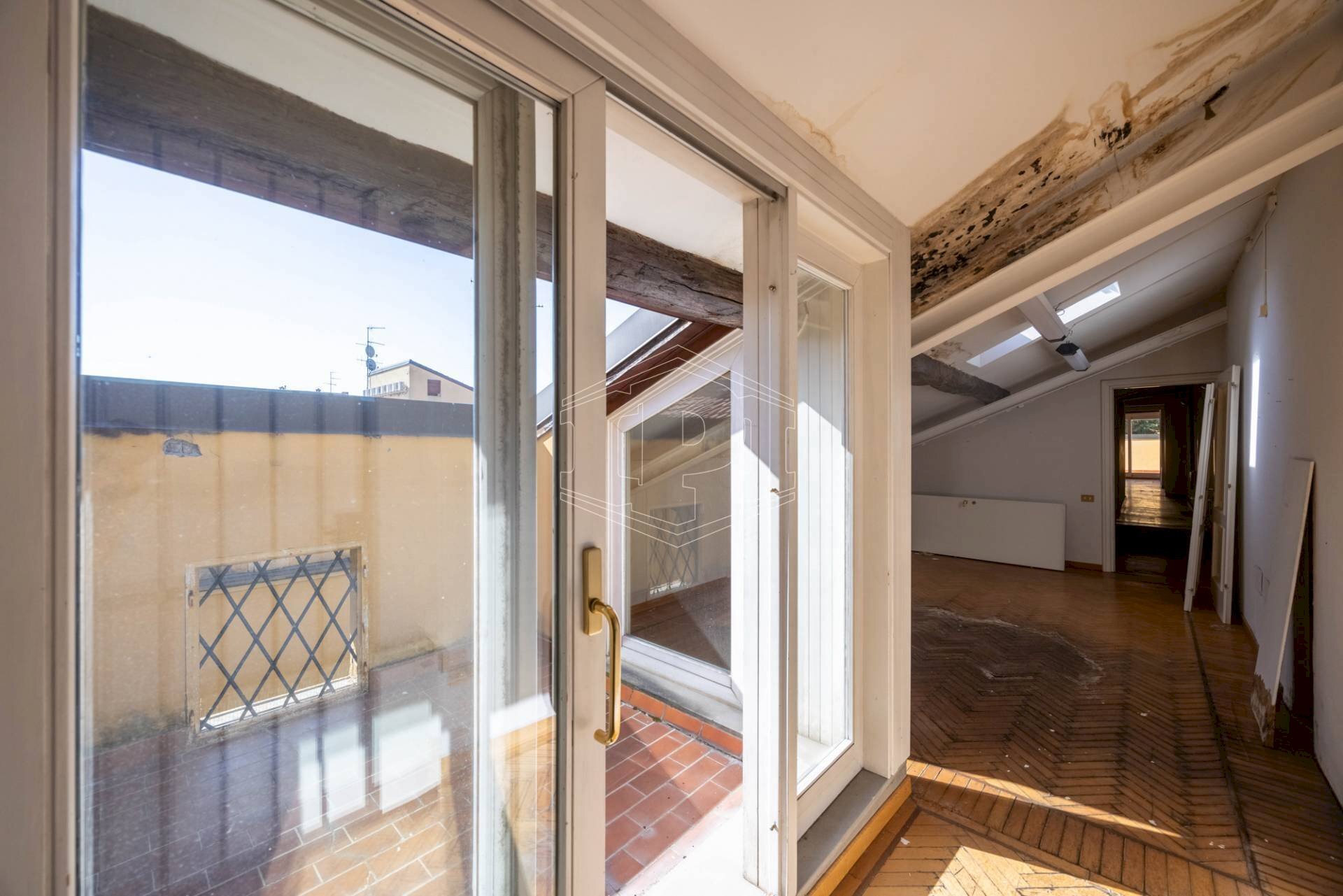 Mansarda Strada Maggiore, Bologna (zona Centro Storico) - foto 3