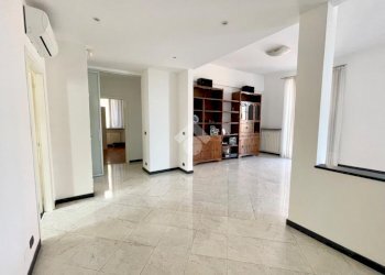 Apartment Via Galeazzo Alessi, Genova (neighborhood Carignano) - photo 2