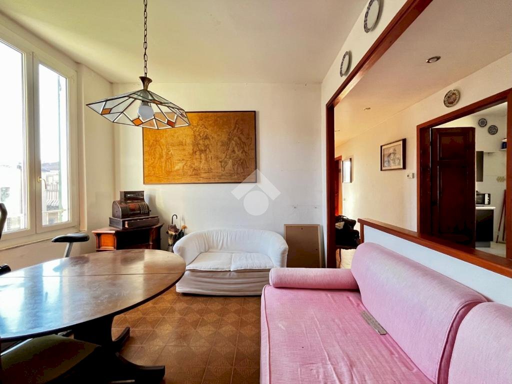 Four-room apartment Via Valdellora, La Spezia (neighborhood Valdellora) - photo 1