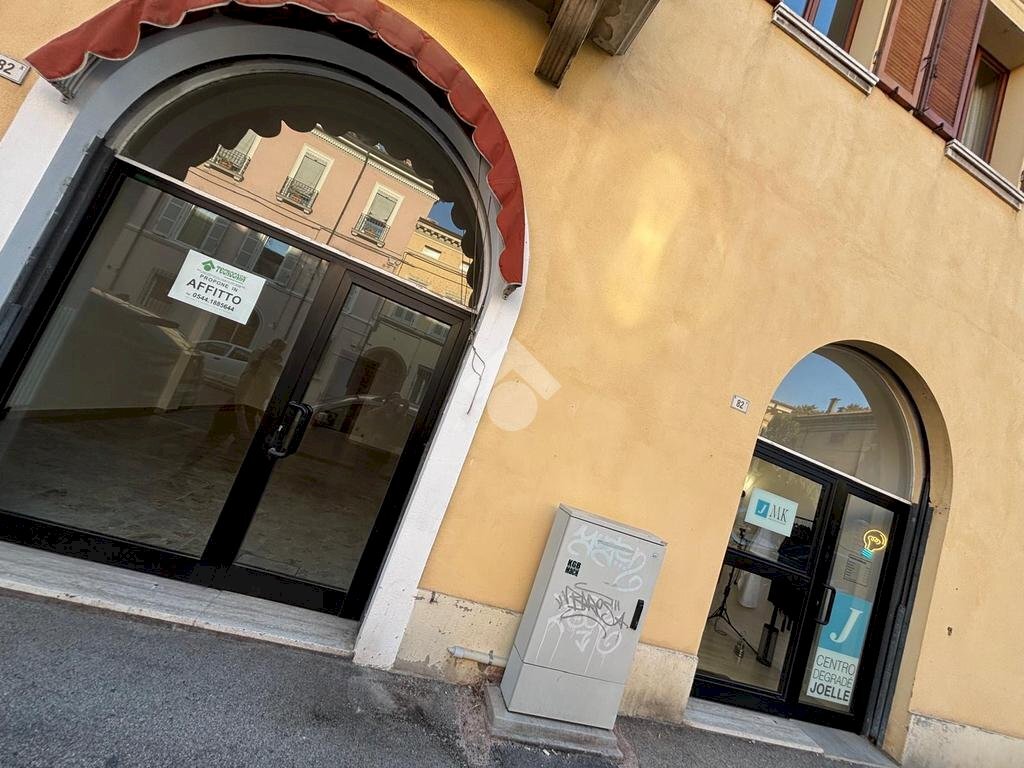 Negozio Via Di Roma, Ravenna - foto 2