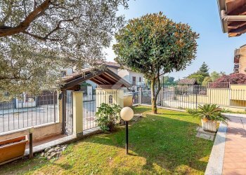 Portion of a house Via Brambilla il Giovane, Lainate - photo 3