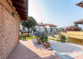 Portion of a house Via Brambilla il Giovane, Lainate - photo 25