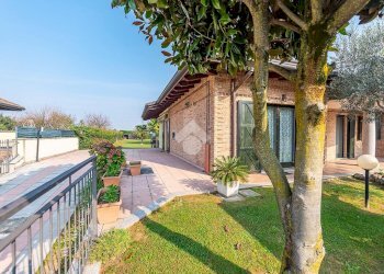 Portion of a house Via Brambilla il Giovane, Lainate - photo 26