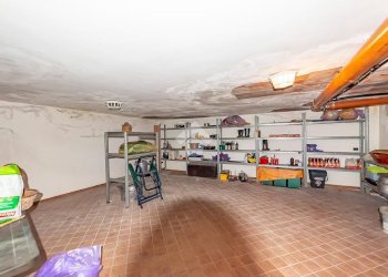 Portion of a house Via Brambilla il Giovane, Lainate - photo 38
