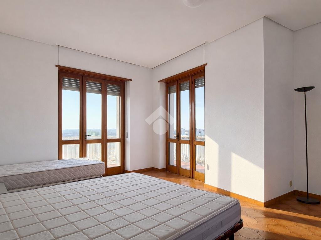 Four-room apartment Via Edoardo Brizio, Bra - photo 2