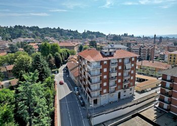 Four-room apartment Via Edoardo Brizio, Bra - photo 1
