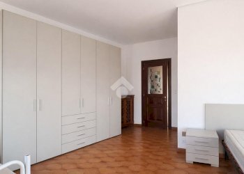 Four-room apartment Via Edoardo Brizio, Bra - photo 5