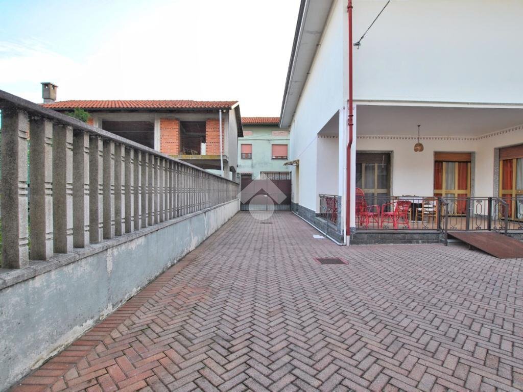 Casa indipendente Via Carlo Emanuele Dotta, Borgo d'Ale - foto 2