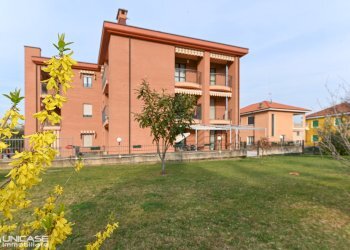 Appartamento via Olmetti, 18, Bricherasio - foto 1