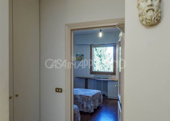 Four-room apartment Palagano - photo 16
