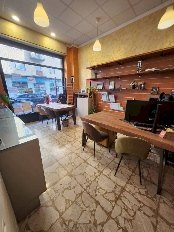 Negozio Torino - foto 2