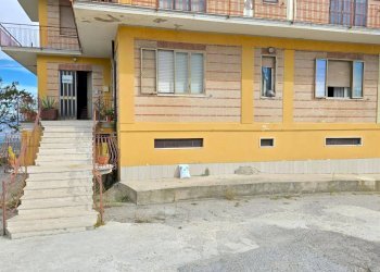 Foto 3 - Appartamento via seggio
 
4, Montefusco - foto 3