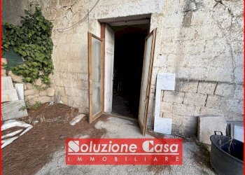 Foto 1 - Magazzino via della Murgetta, Canosa di Puglia - foto 1