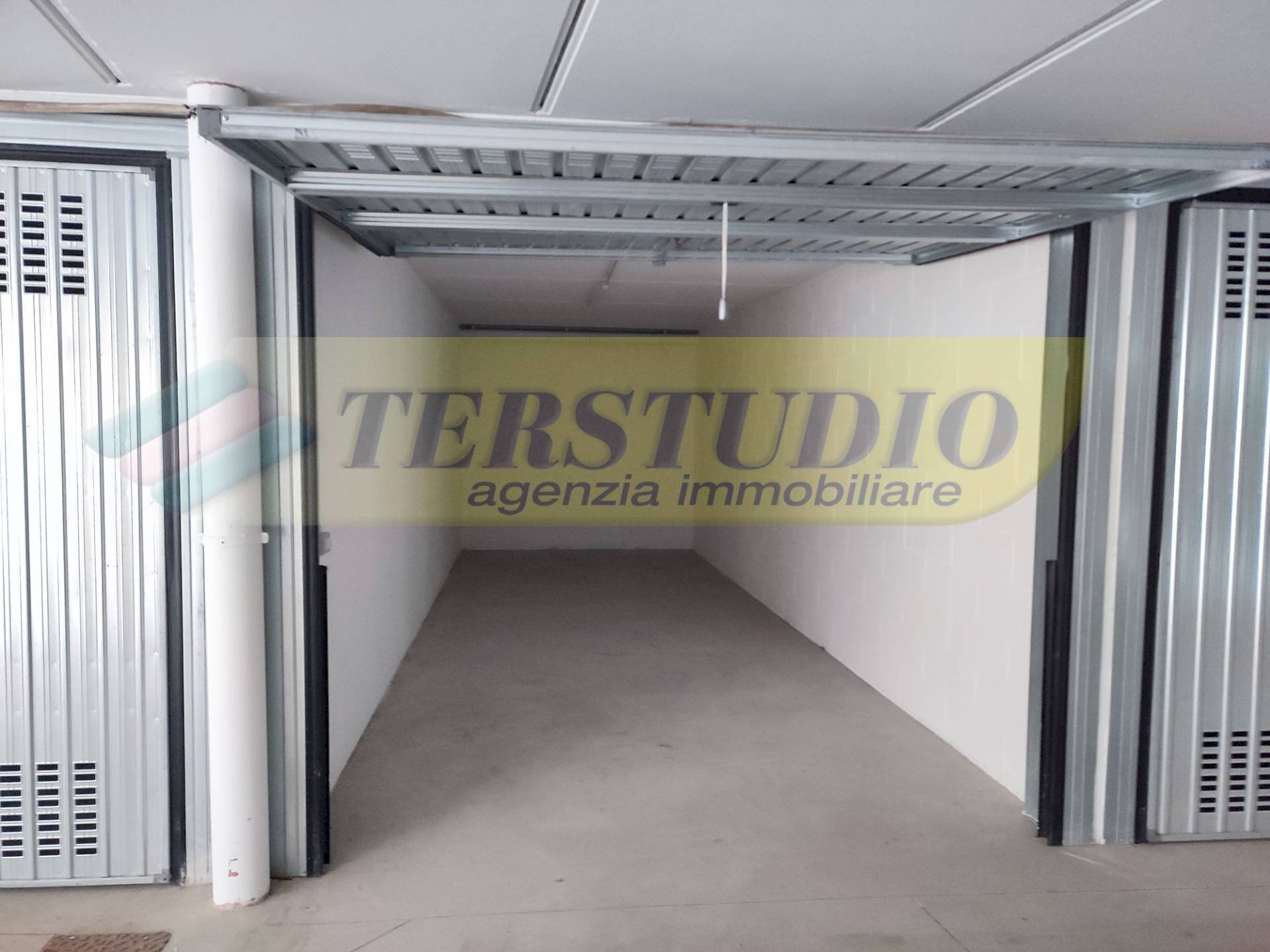 Foto 3 - Box Via Solferino
 
5, Cologno al Serio - foto 3