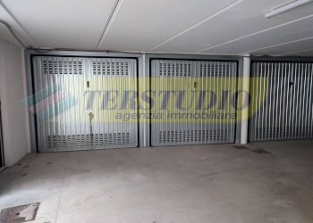 Foto 2 - Box Via Solferino
 
5, Cologno al Serio - foto 2